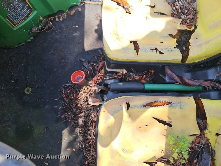 image for item EI8187 1996 John Deere Gator 4x2 utility vehicle