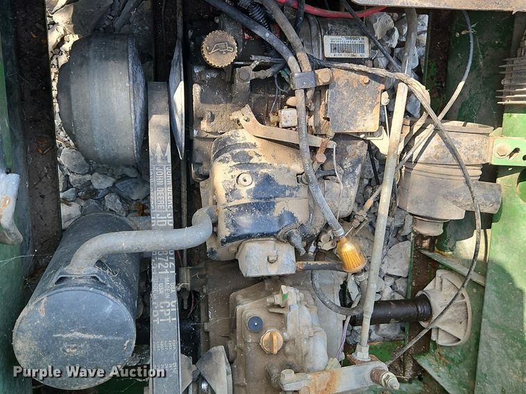 image for item EI8187 1996 John Deere Gator 4x2 utility vehicle