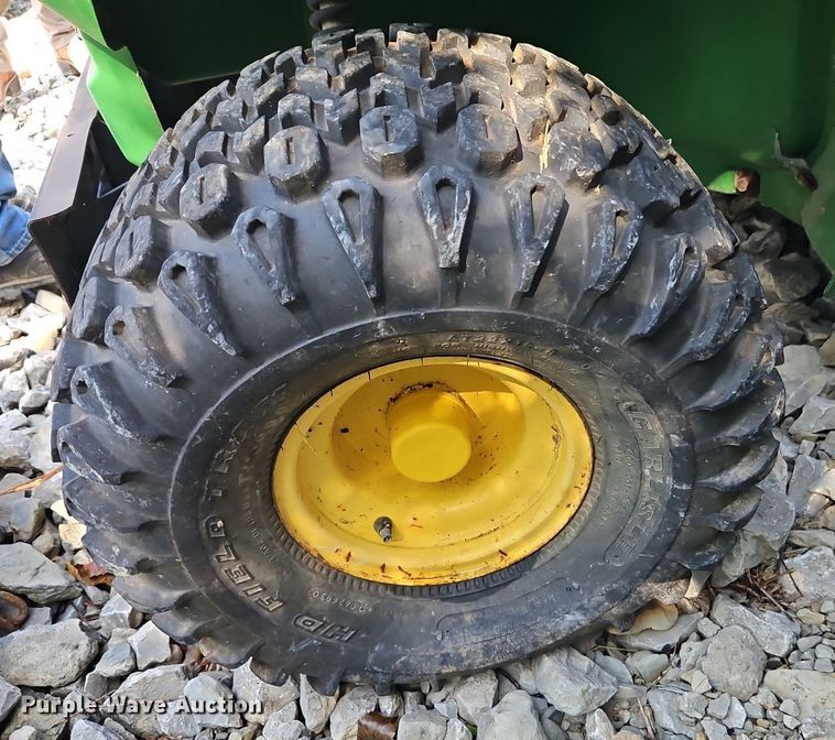 image for item EI8187 1996 John Deere Gator 4x2 utility vehicle