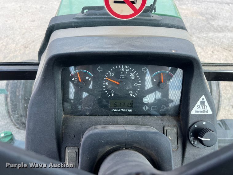 image for item EJ2841 2010 John Deere  5095M tractor