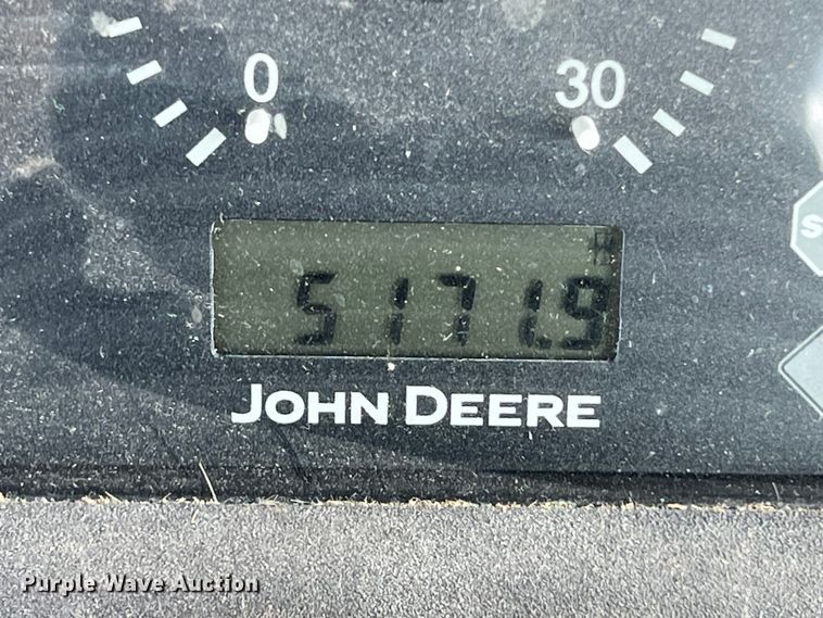 image for item EJ2841 2010 John Deere  5095M tractor