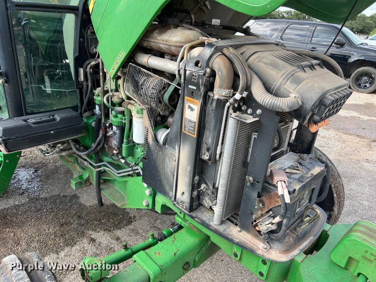 image for item EJ2841 2010 John Deere  5095M tractor