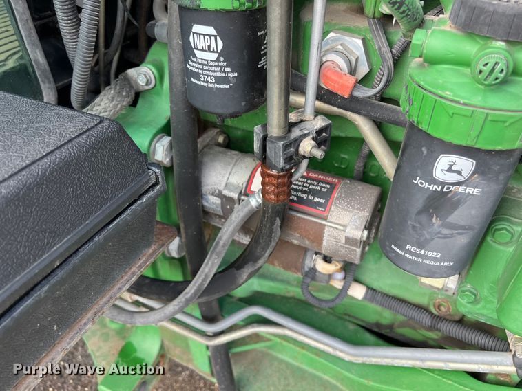 image for item EJ2841 2010 John Deere  5095M tractor