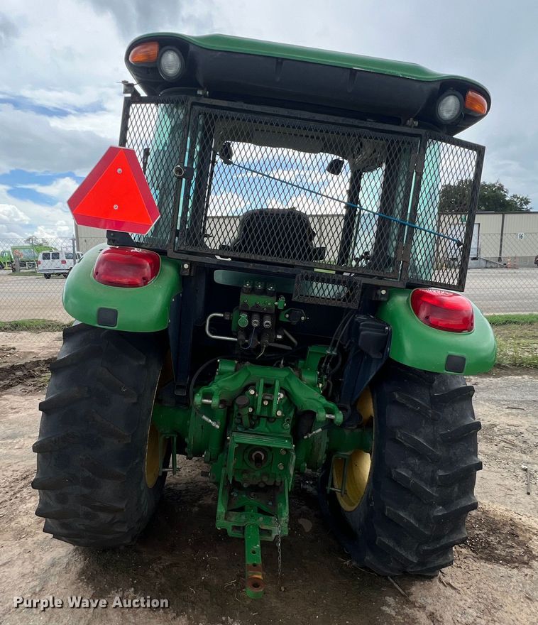 image for item EJ2842 2010 John Deere  5095M tractor