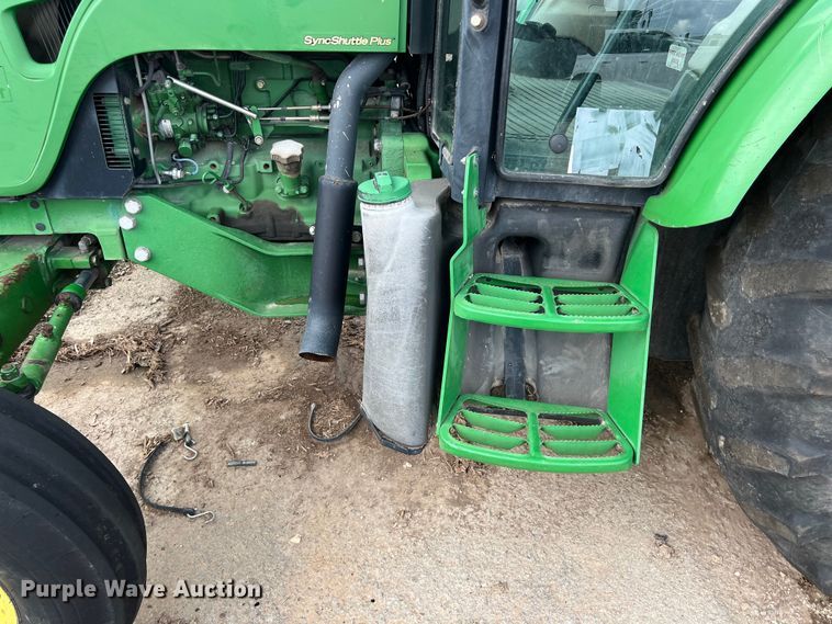 image for item EJ2842 2010 John Deere  5095M tractor