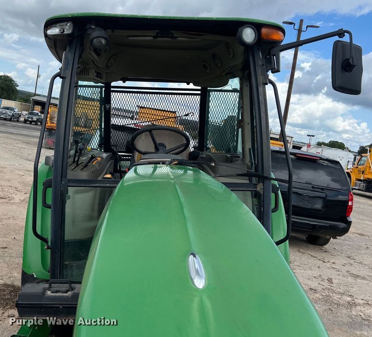 image for item EJ2842 2010 John Deere  5095M tractor