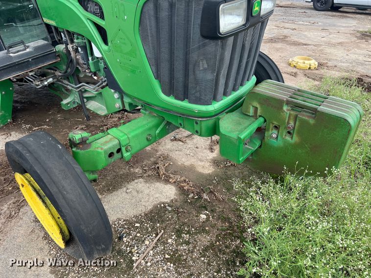 image for item EJ2842 2010 John Deere  5095M tractor