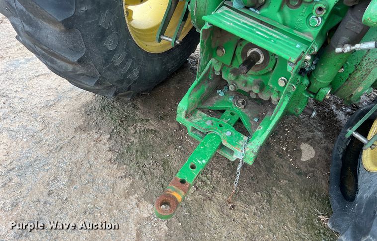 image for item EJ2842 2010 John Deere  5095M tractor