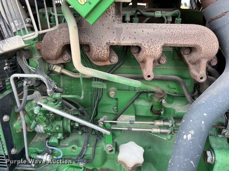 image for item EJ2842 2010 John Deere  5095M tractor