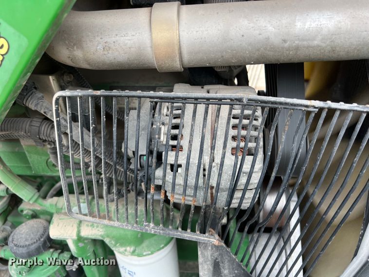 image for item EJ2842 2010 John Deere  5095M tractor