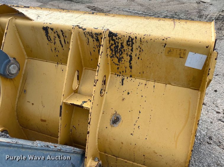 image for item EJ2843 2012 John Deere  310SK backhoe