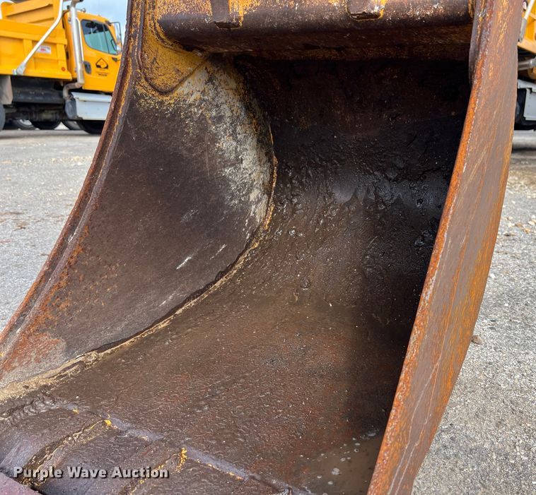 image for item EJ2843 2012 John Deere  310SK backhoe