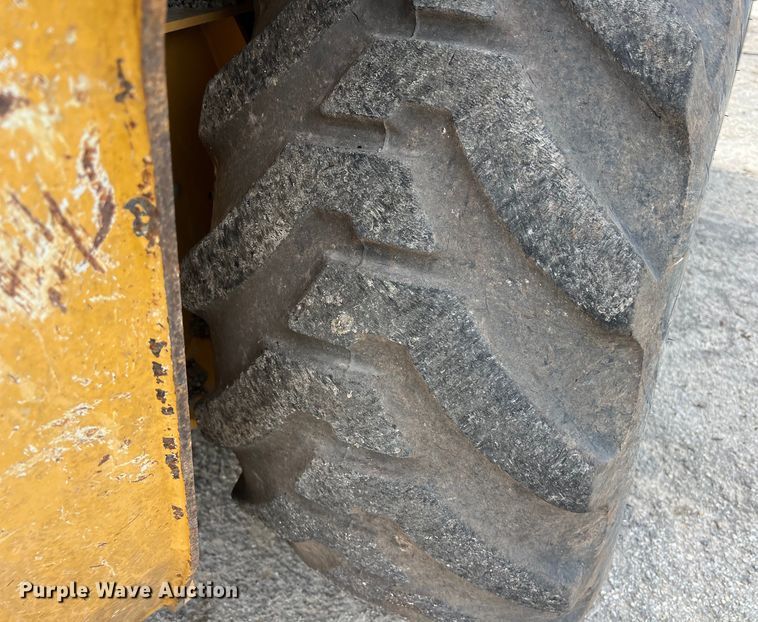 image for item EJ2843 2012 John Deere  310SK backhoe