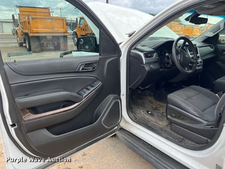 image for item EJ2845 2017 Chevrolet  Tahoe Police SUV