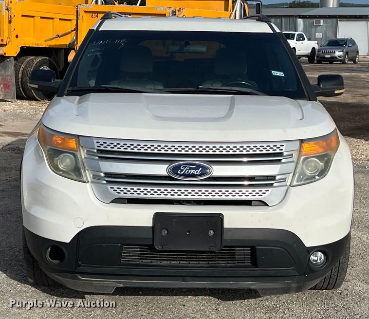 image for item EJ2846 2011 Ford Explorer SUV