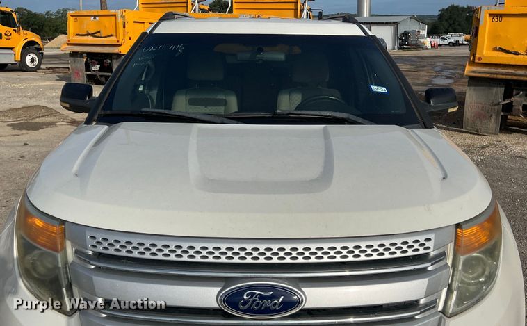 image for item EJ2846 2011 Ford Explorer SUV