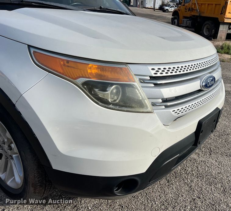 image for item EJ2846 2011 Ford Explorer SUV