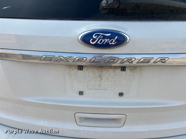 image for item EJ2846 2011 Ford Explorer SUV