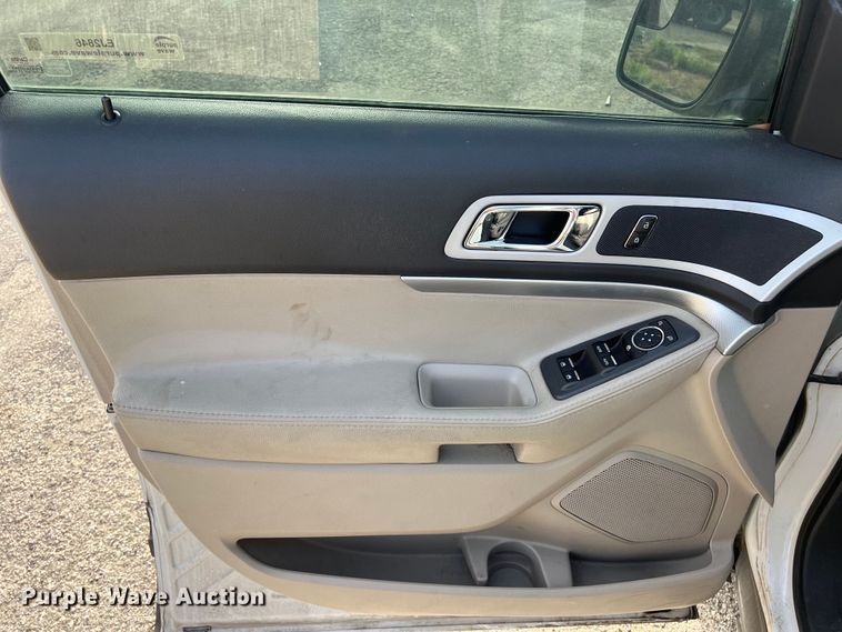 image for item EJ2846 2011 Ford Explorer SUV