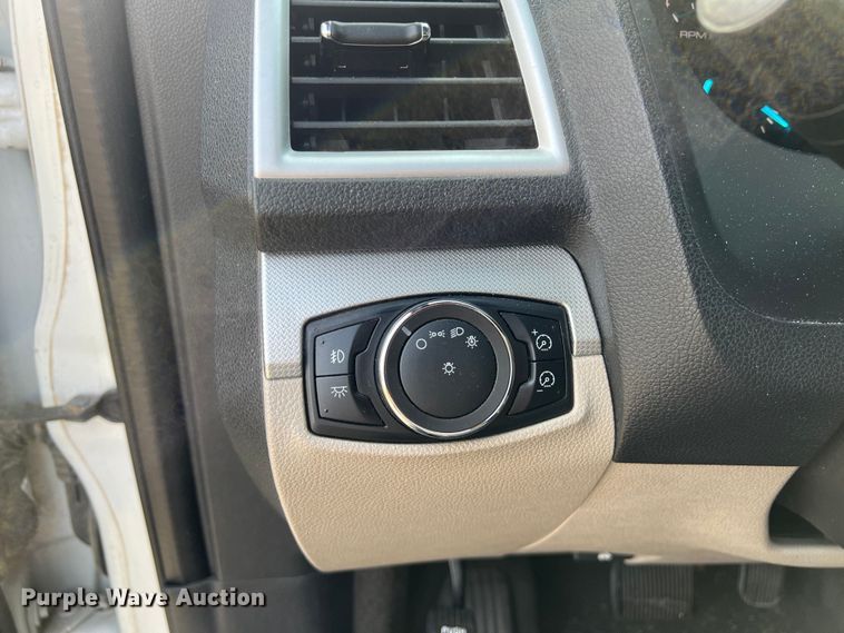 image for item EJ2846 2011 Ford Explorer SUV