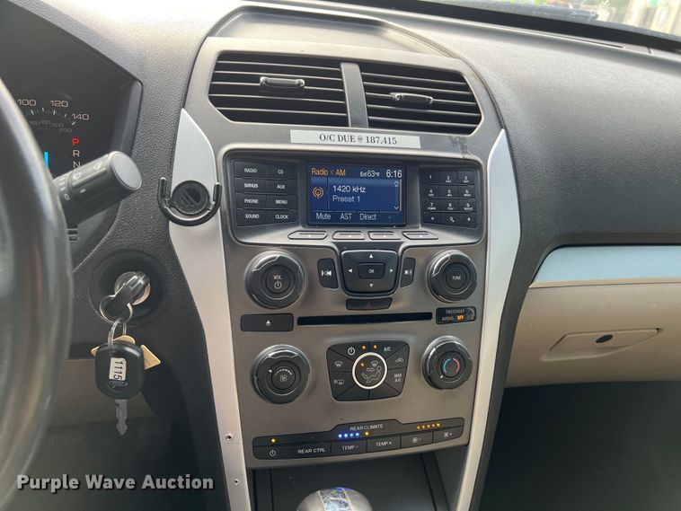 image for item EJ2846 2011 Ford Explorer SUV