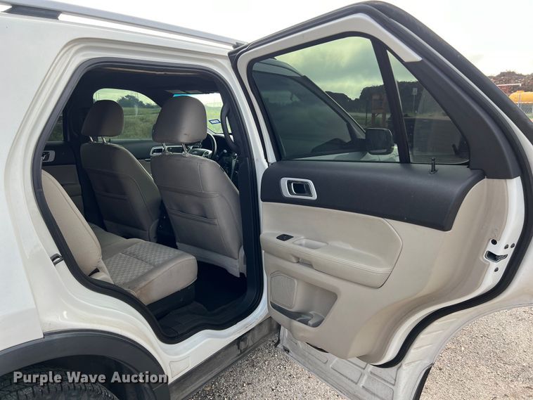 image for item EJ2846 2011 Ford Explorer SUV