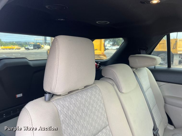 image for item EJ2846 2011 Ford Explorer SUV