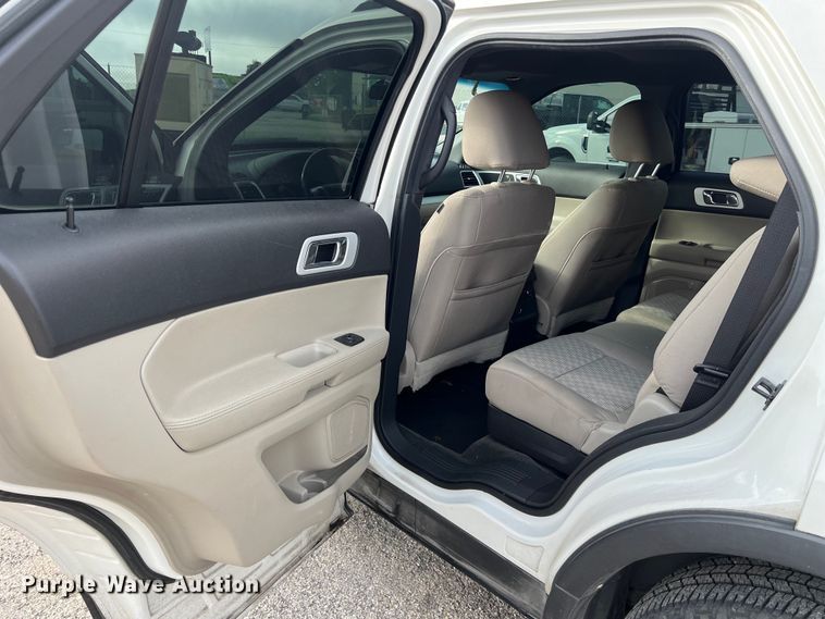 image for item EJ2846 2011 Ford Explorer SUV