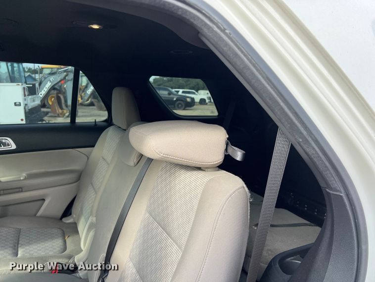 image for item EJ2846 2011 Ford Explorer SUV