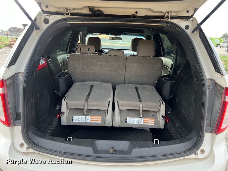 image for item EJ2846 2011 Ford Explorer SUV