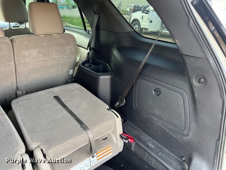 image for item EJ2846 2011 Ford Explorer SUV