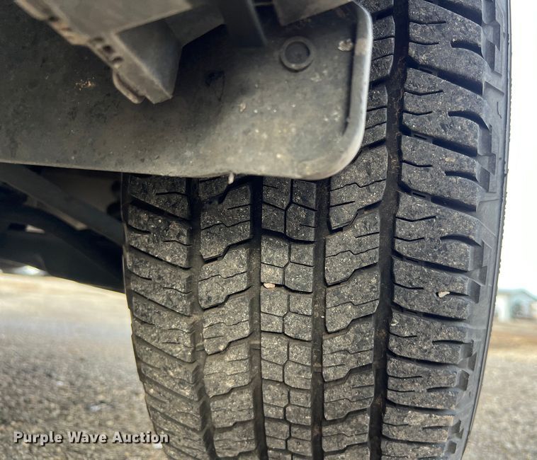 image for item EJ2846 2011 Ford Explorer SUV