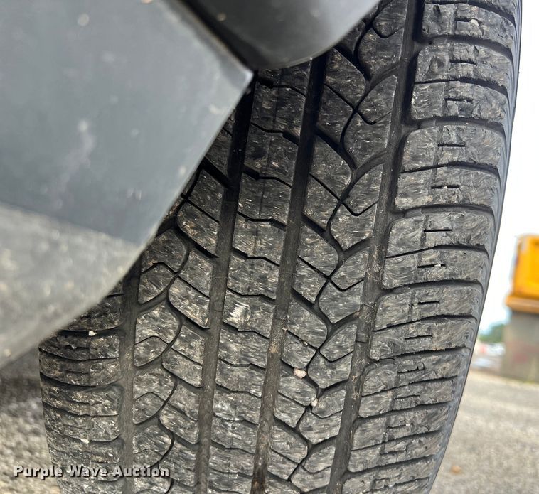 image for item EJ2846 2011 Ford Explorer SUV