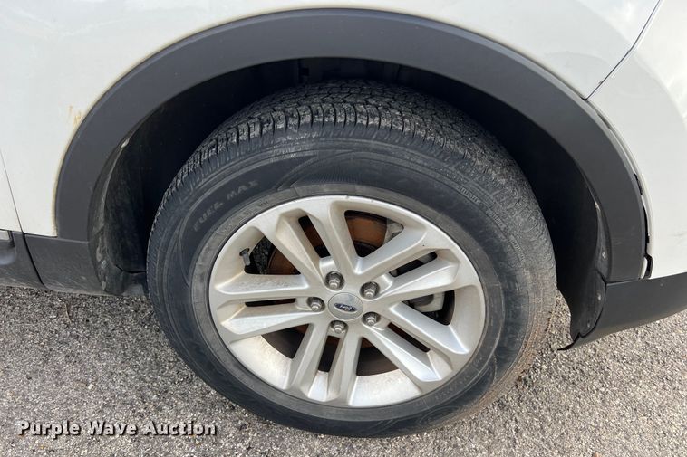 image for item EJ2846 2011 Ford Explorer SUV