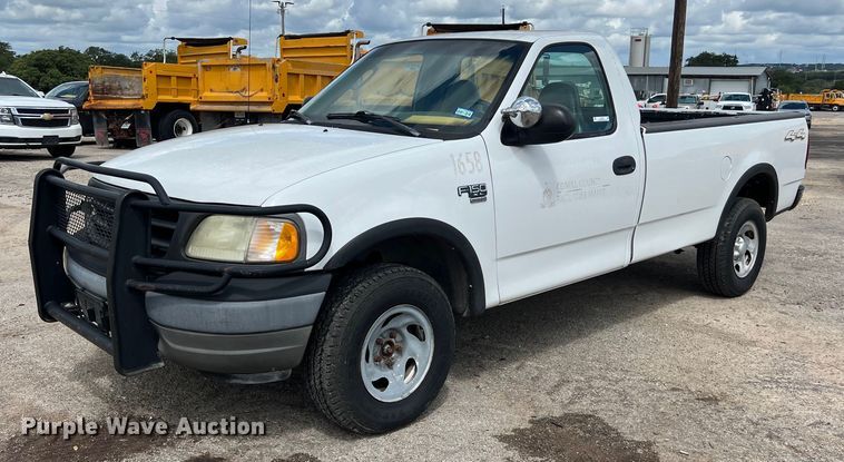 image for item EJ2849 2003 Ford F150 pickup truck