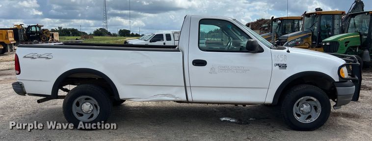 image for item EJ2849 2003 Ford F150 pickup truck