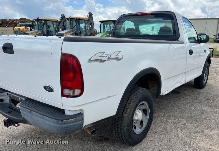 image for item EJ2849 2003 Ford F150 pickup truck