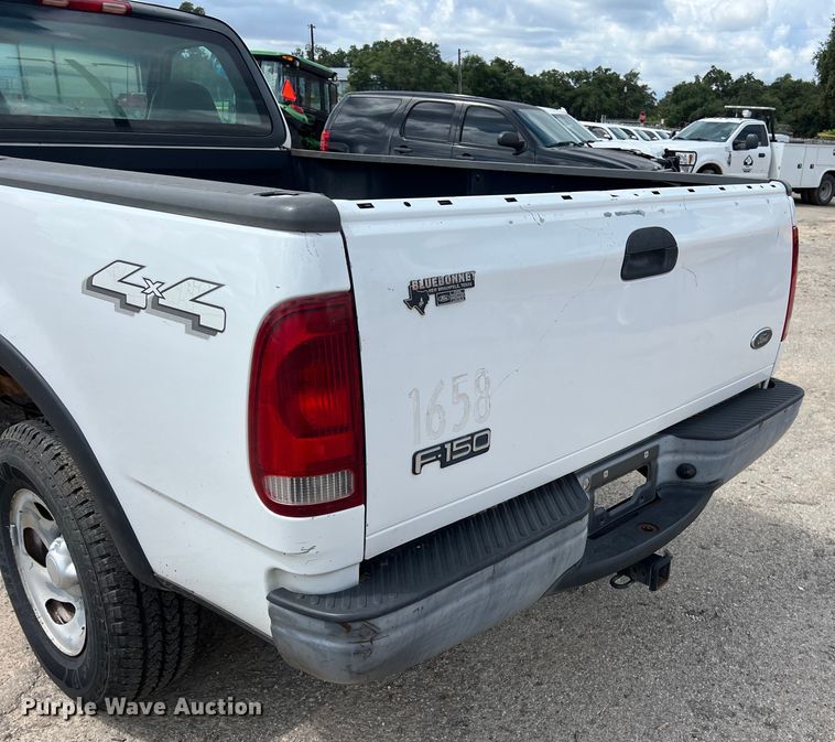 image for item EJ2849 2003 Ford F150 pickup truck