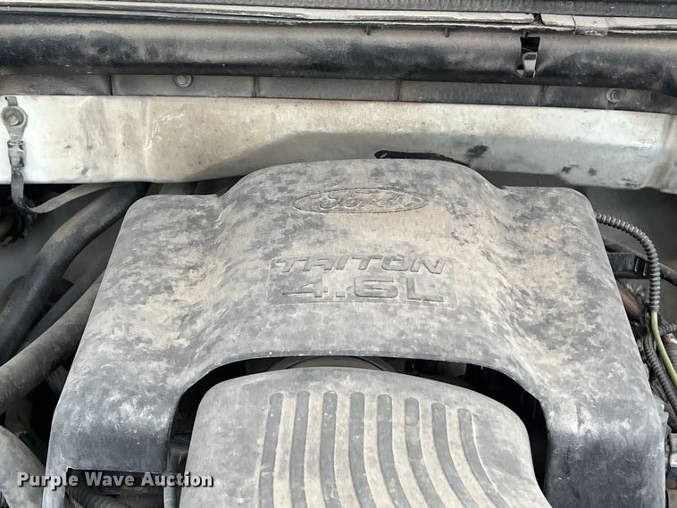 image for item EJ2849 2003 Ford F150 pickup truck