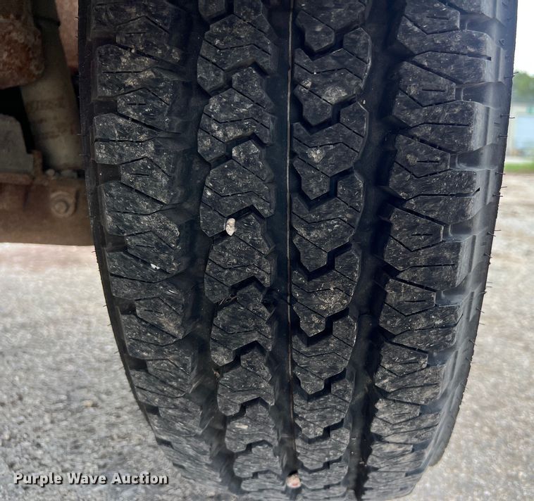 image for item EJ2849 2003 Ford F150 pickup truck