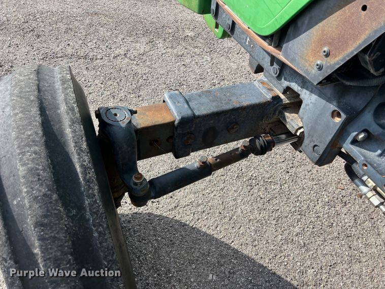 image for item EJ2850 2007 John Deere  5525 tractor