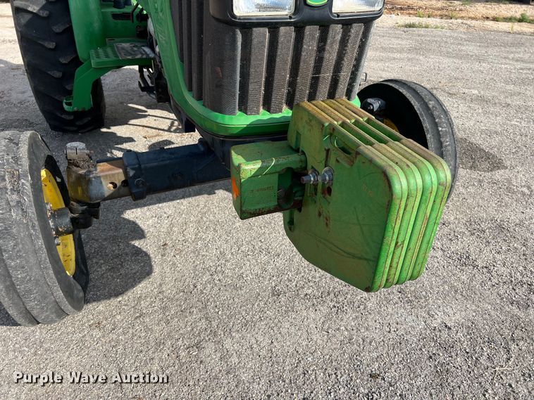 image for item EJ2850 2007 John Deere  5525 tractor