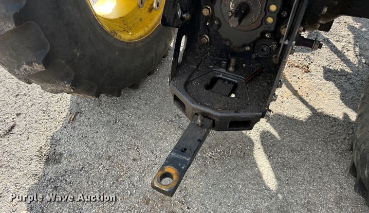 image for item EJ2850 2007 John Deere  5525 tractor