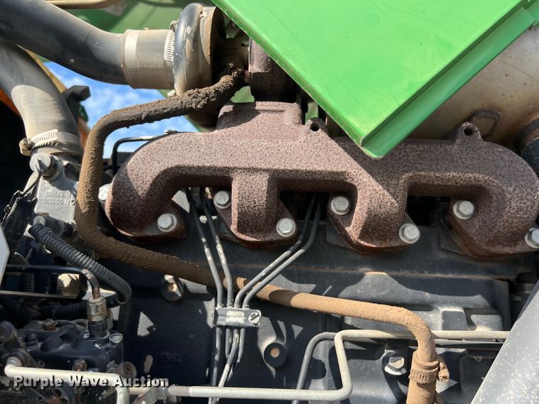 image for item EJ2850 2007 John Deere  5525 tractor