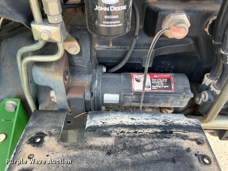 image for item EJ2850 2007 John Deere  5525 tractor