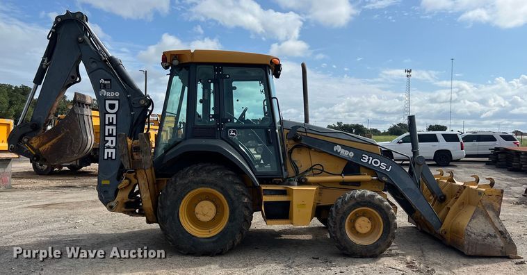 image for item EJ2851 2011 John Deere  310SJ backhoe