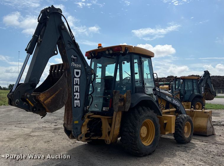 image for item EJ2851 2011 John Deere  310SJ backhoe
