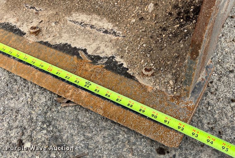 image for item EJ2851 2011 John Deere  310SJ backhoe