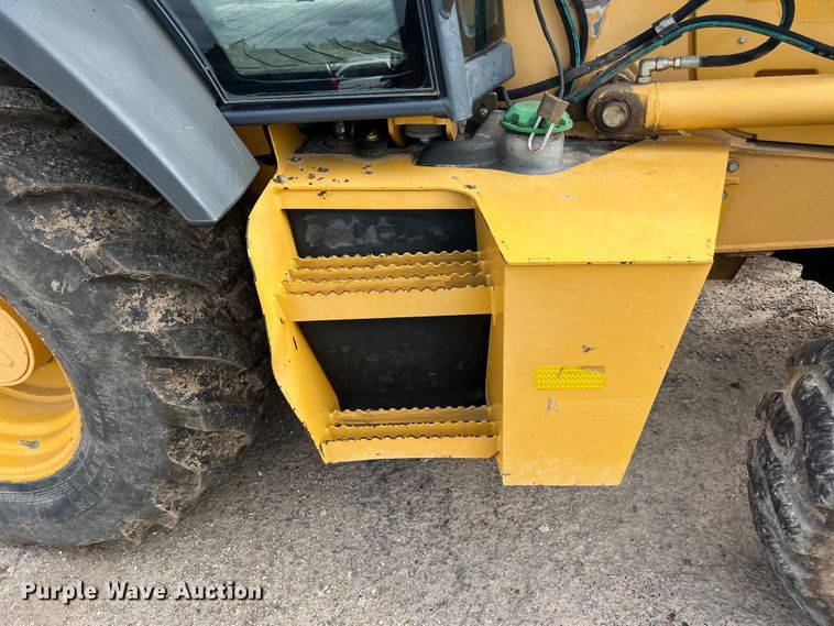 image for item EJ2851 2011 John Deere  310SJ backhoe