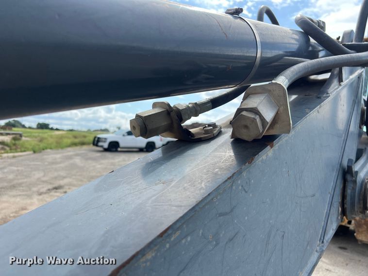 image for item EJ2851 2011 John Deere  310SJ backhoe